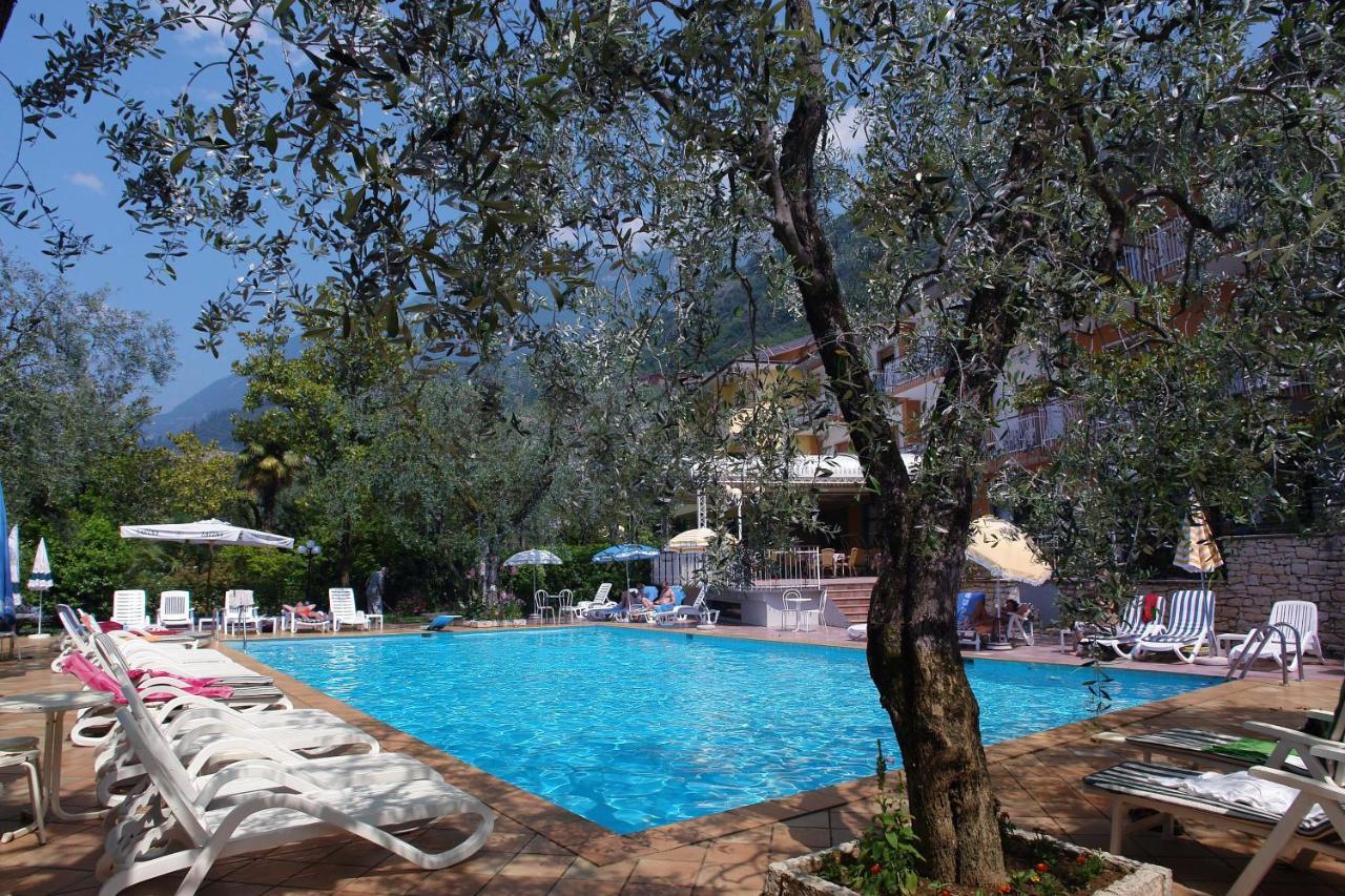 Hotel Alpi Malcesine Eksteriør billede