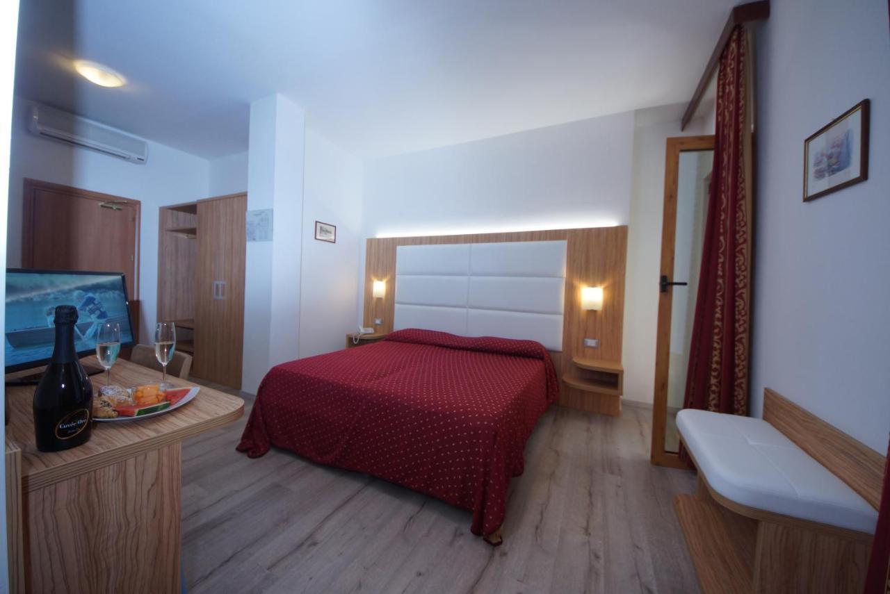 Hotel Alpi Malcesine Eksteriør billede