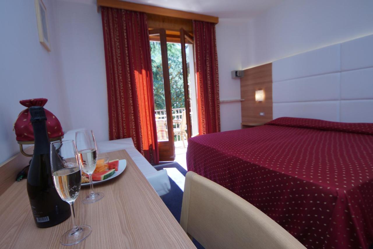 Hotel Alpi Malcesine Eksteriør billede