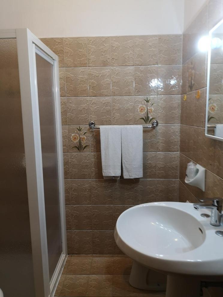 Hotel Alpi Malcesine Værelse billede