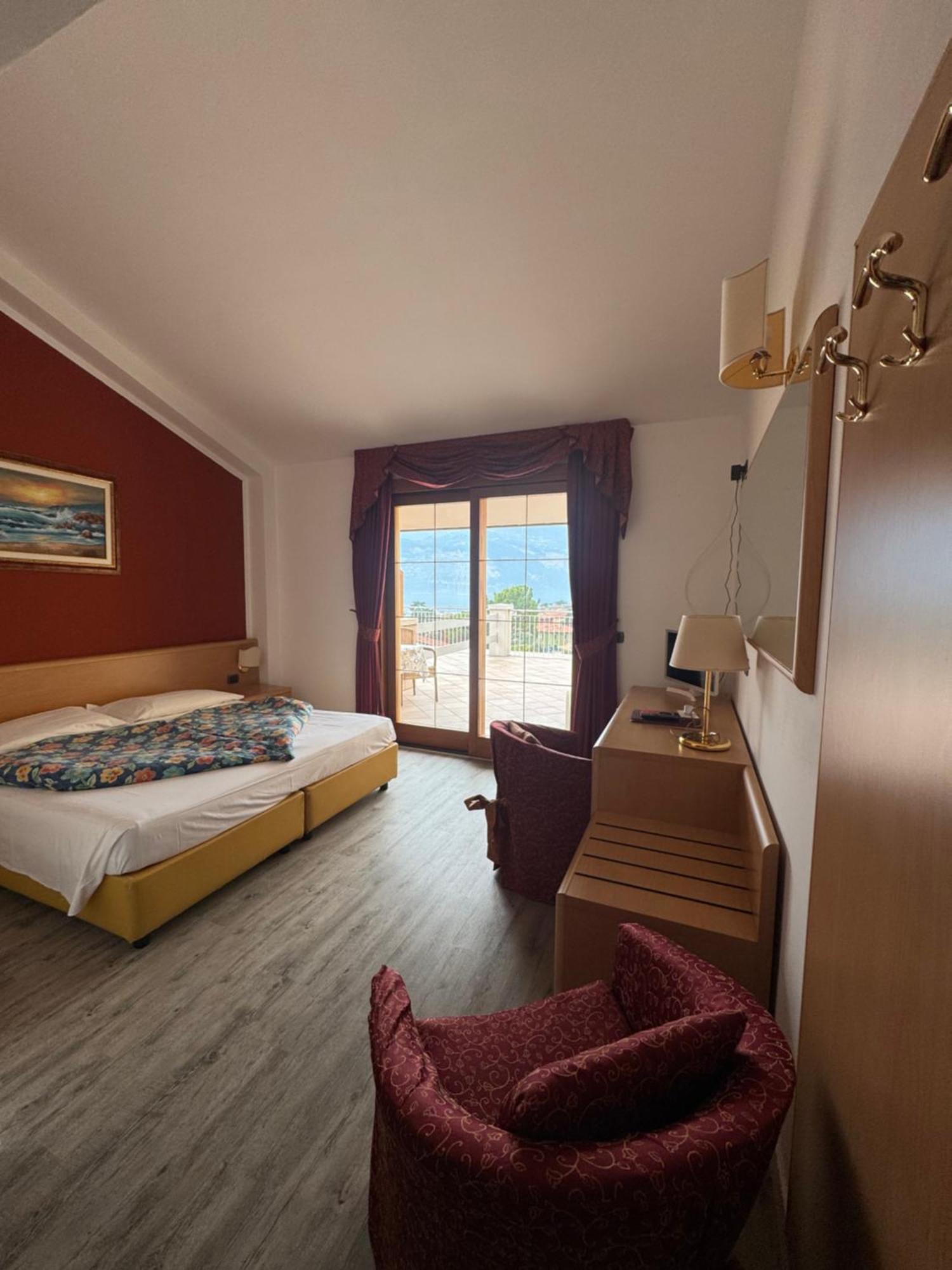 Hotel Alpi Malcesine Eksteriør billede