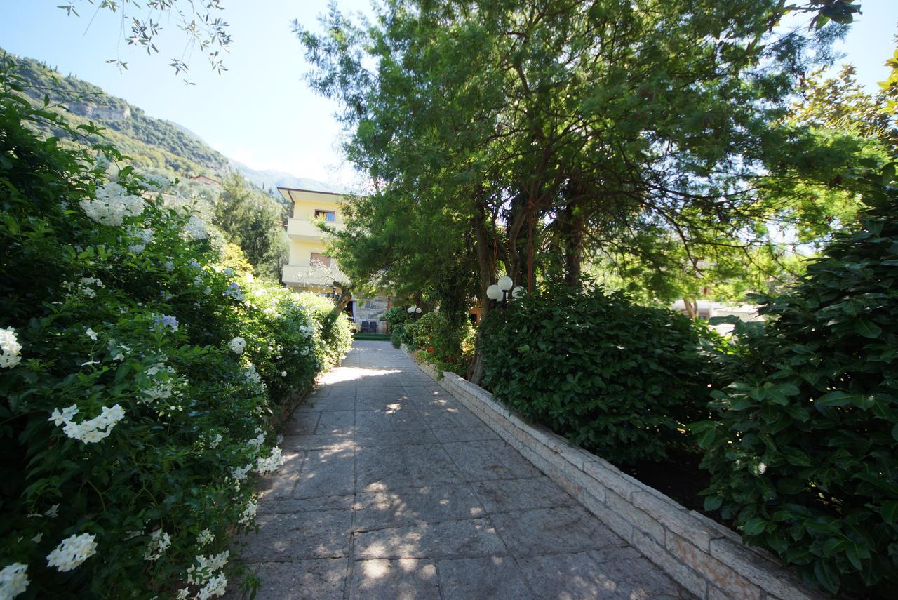 Hotel Alpi Malcesine Eksteriør billede