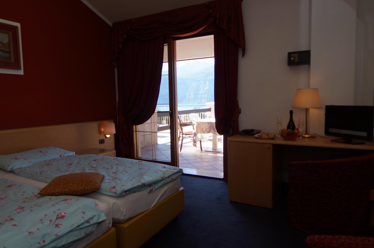 Hotel Alpi Malcesine Eksteriør billede