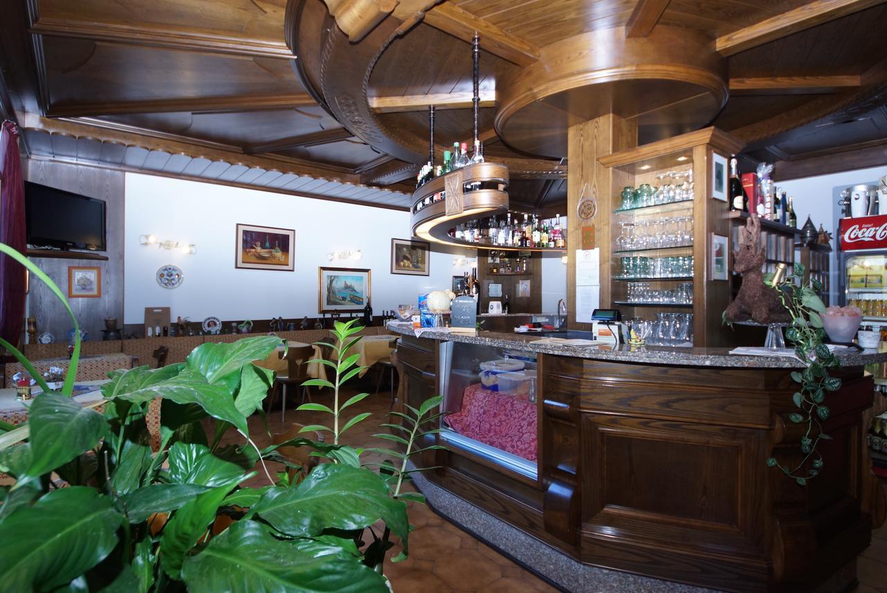 Hotel Alpi Malcesine Eksteriør billede